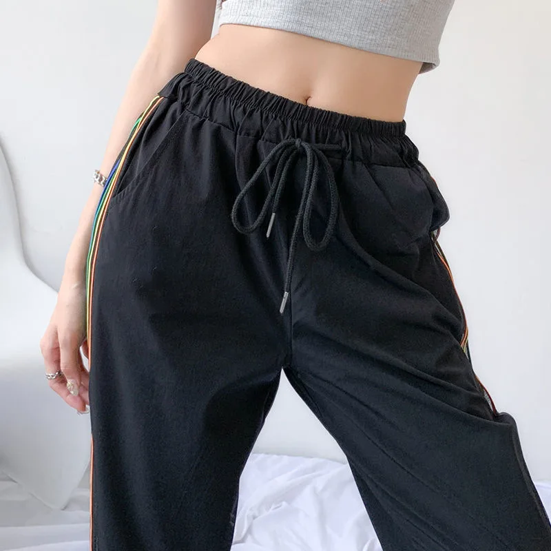 Рисунок 2 - Лето 2023, элегантные модные облегающие