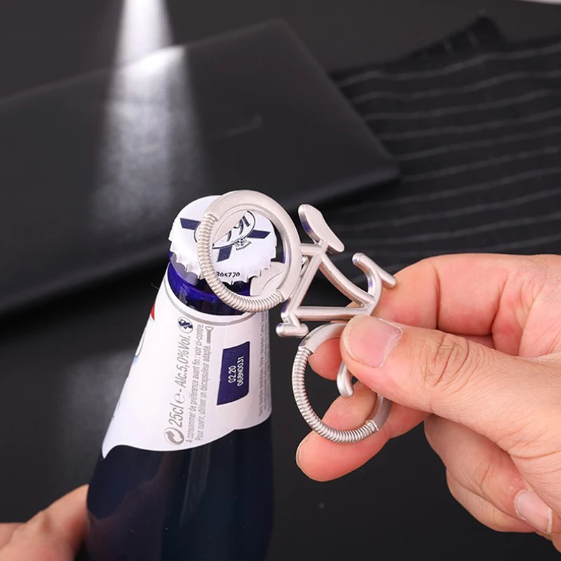 Металлический пивной открывалка в стиле моды "Симпатичный велосипед" на брелке для ключей Фэшн Кольца для любителя байкера - Креативный подарок.