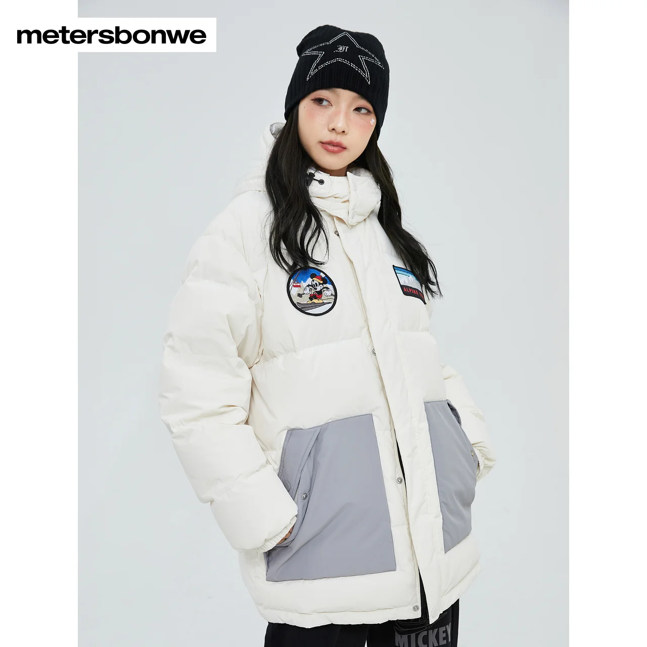 Metersbonwe Women's 22New Winter Ski Style Windprrof Hooded Down Jacket Cartoon Patched Eiderdown Top  Loose Thick Warm Wear