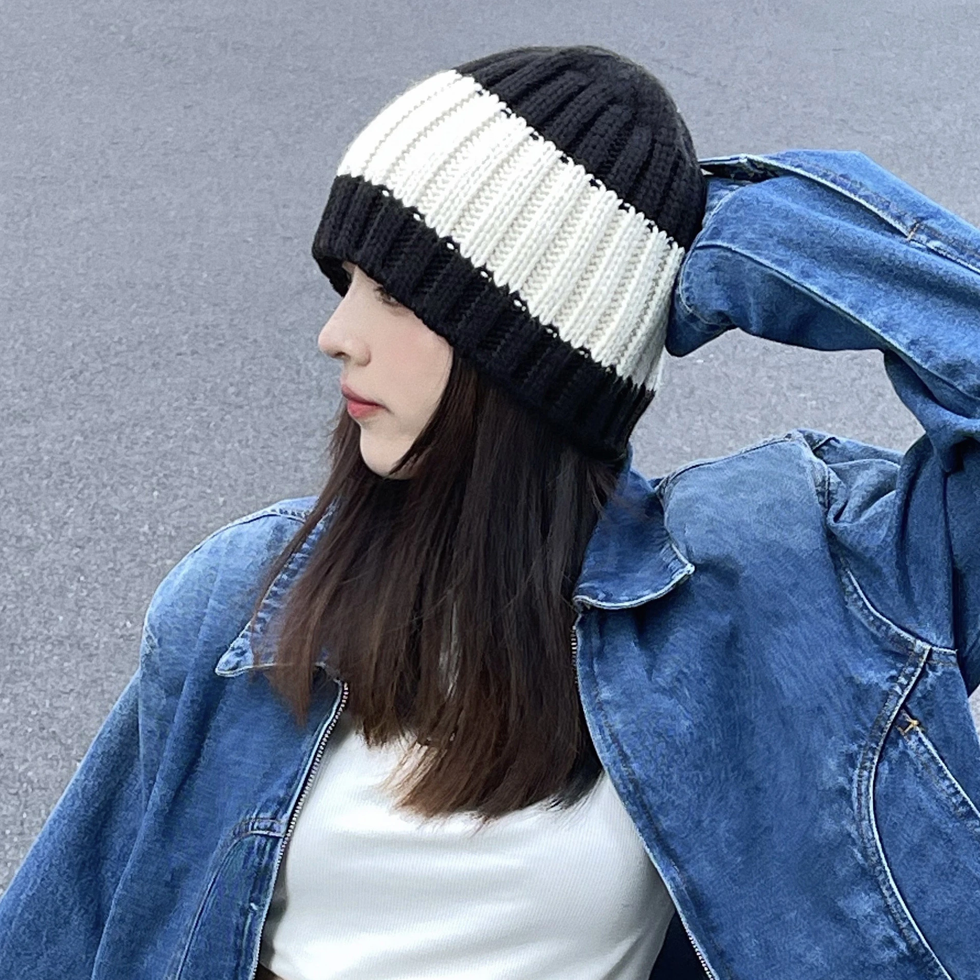

New Black White Color Matching Skull Hat Women's Korean Casual Wild Warm Knitted Hats Men's Autumn and Winter Outdoor Beanie Cap