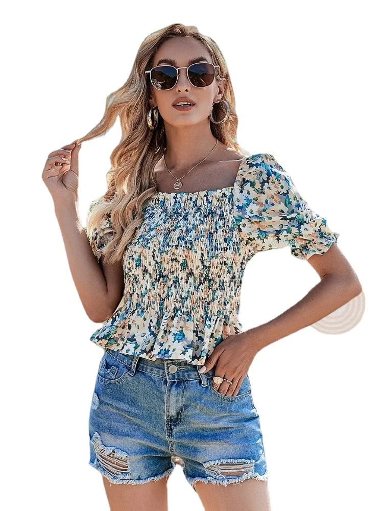 

Женская блузка с цветочным принтом, коротким рукавом и квадратным вырезом