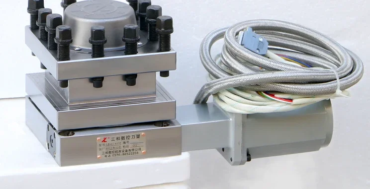 Электрическая револьверная с ЧПУ Sanhe LD4B-0625/6125/6132/6140 Револьвер Wenling