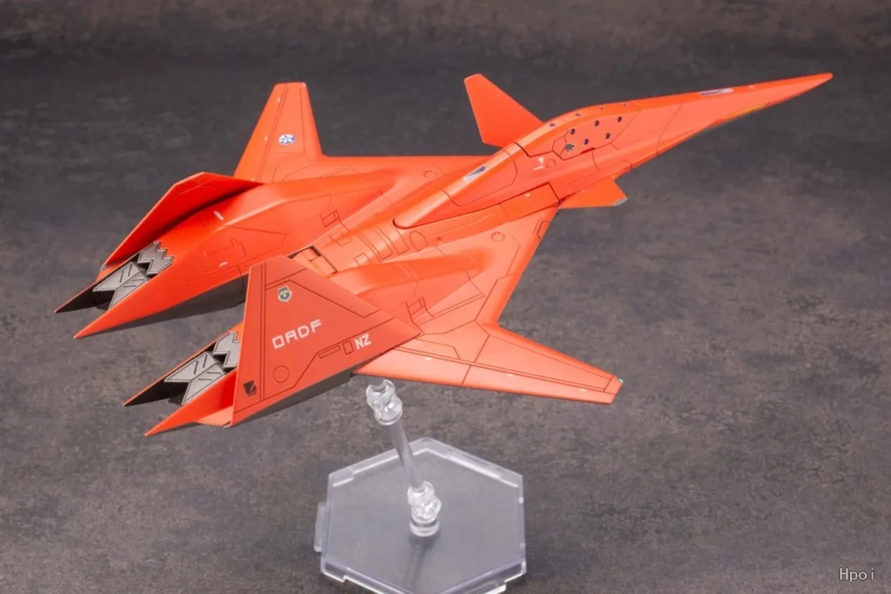 Фото Конструктор Kotobukiya 1/144: Истребитель ADF-01 из ACE COMBAT, сборная модель военного самолета, фигурка-игрушка №3