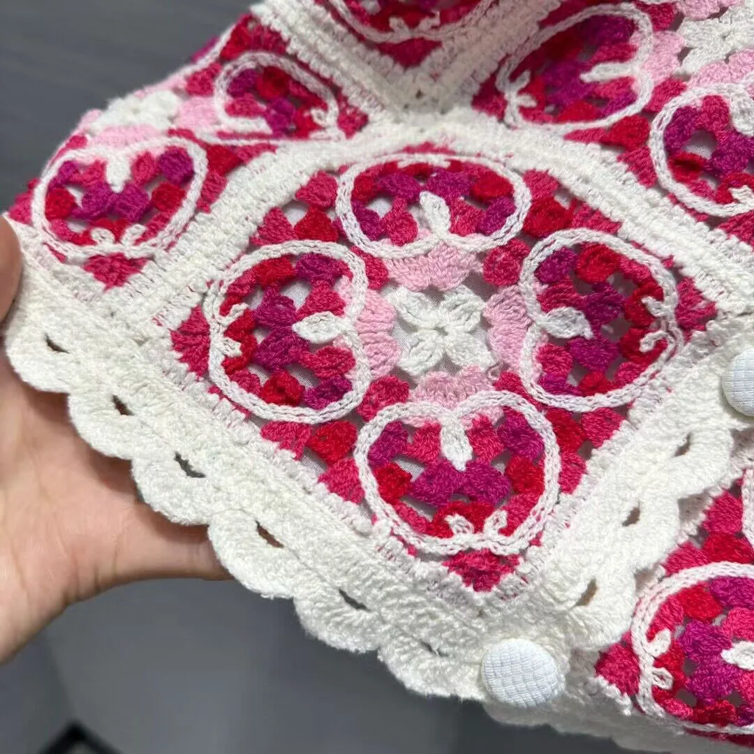 Женский трикотажный кардиган с круглым вырезом однобортный контрастный