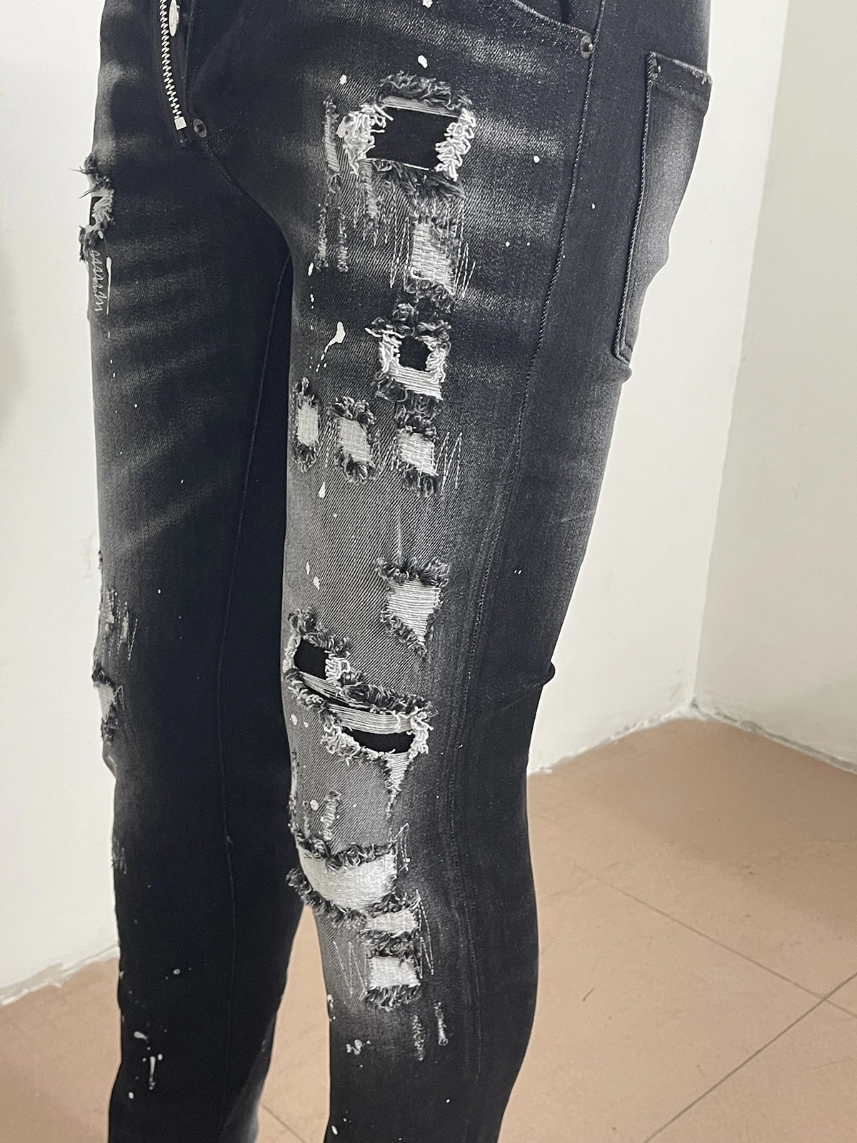 Spring/Summer 2023 new style D2 jeans men wash worn holes patch paint slim zipper micro-shot feet black jeans man