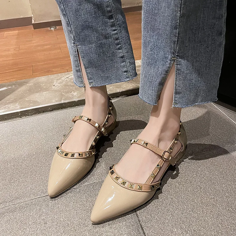 

High-heeled Women Spring 2022 New Fashion Wear Low-heeled Chunky Sandals Fairy Style Pointy Single Shoes for Women