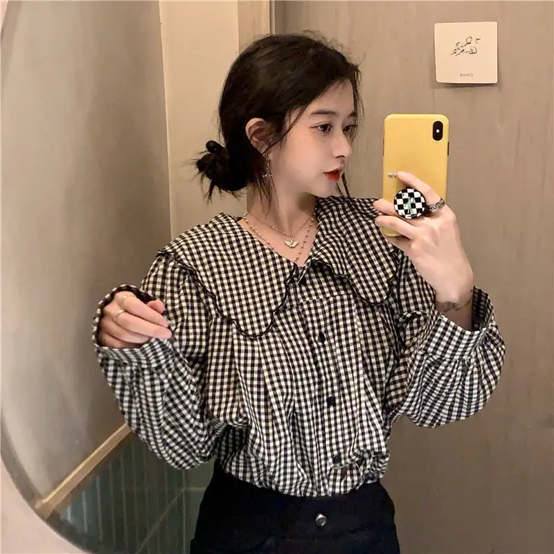 

Women Peter Pan Collar Korean Style Trendy Plaid Shirts Fashion Students Kawaii Streetwear Womens Casual Blouses Tops X54