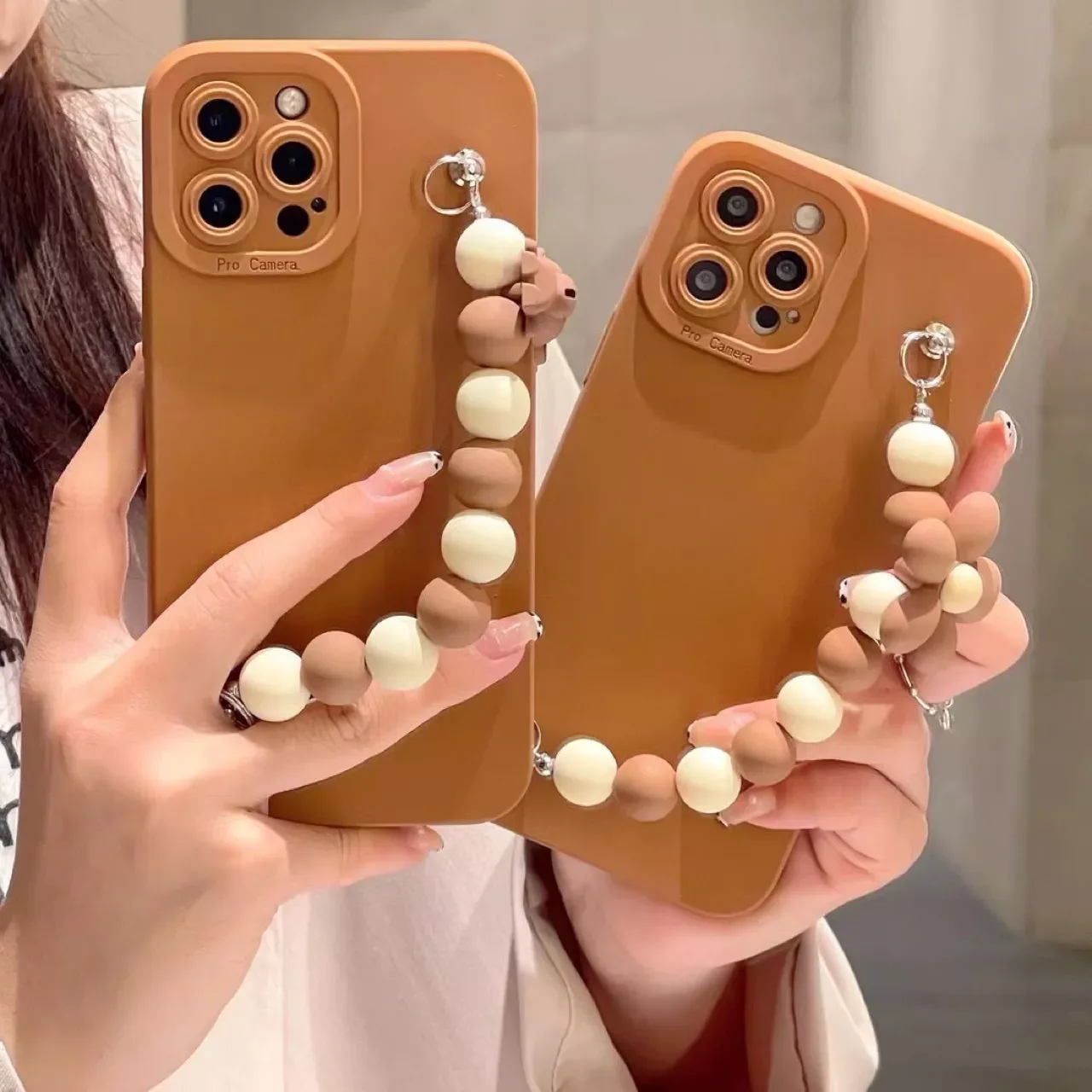 

Flower Chain for 12pro / Max Apple 11 Mobile Phone Case New X / XR / SE 8plus Iphone 11 12 13 Pro Max Case