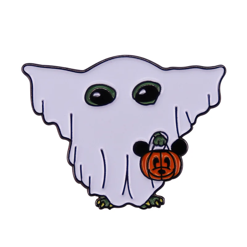 

A Mysterious Little Ghost with a Jack-o-lantern Television Brooches Badge for Bag Lapel Pin Buckle Jewelry Gift For Friends