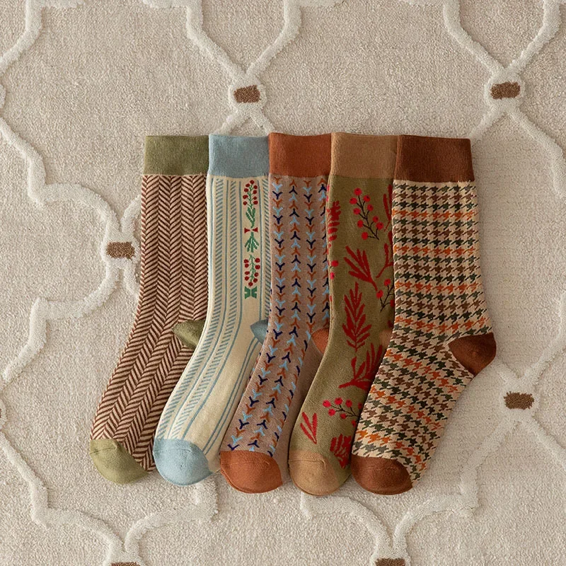 

Fashion Harajuku Retro Crew Socks Women Korean Style Vintage Streetwear Women Socks College Style School Girls Cotton Long Socks