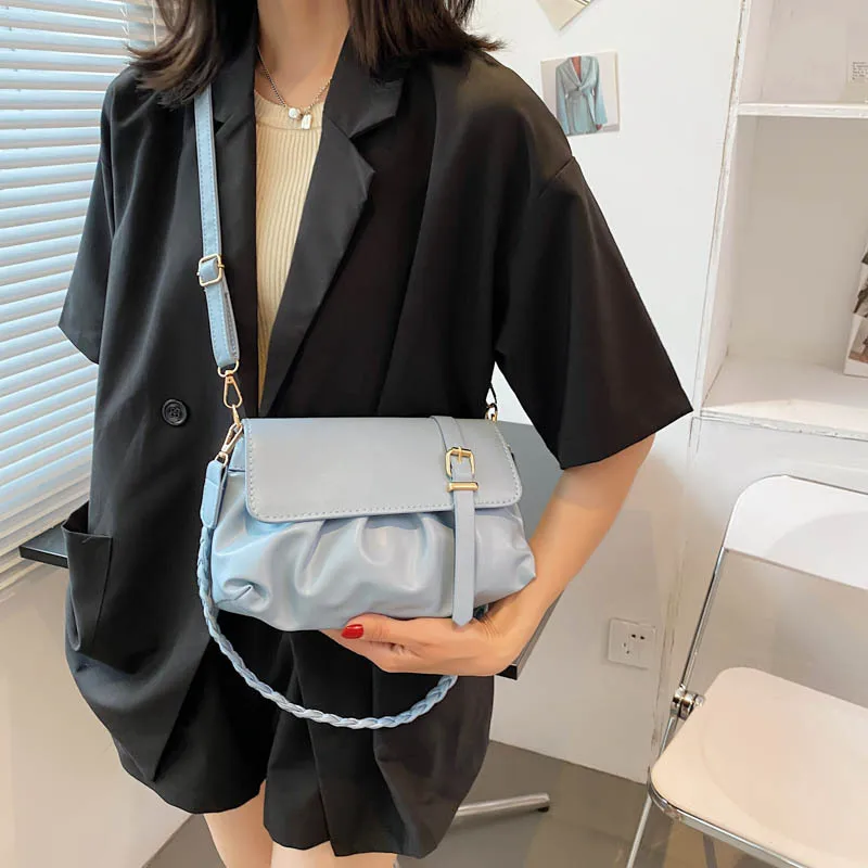

Women's Crossbody Bag New Small Square Bag Trendy Fashion Casual Simple Wide Shoulder Strap Retro One Shoulder Messenger Bag