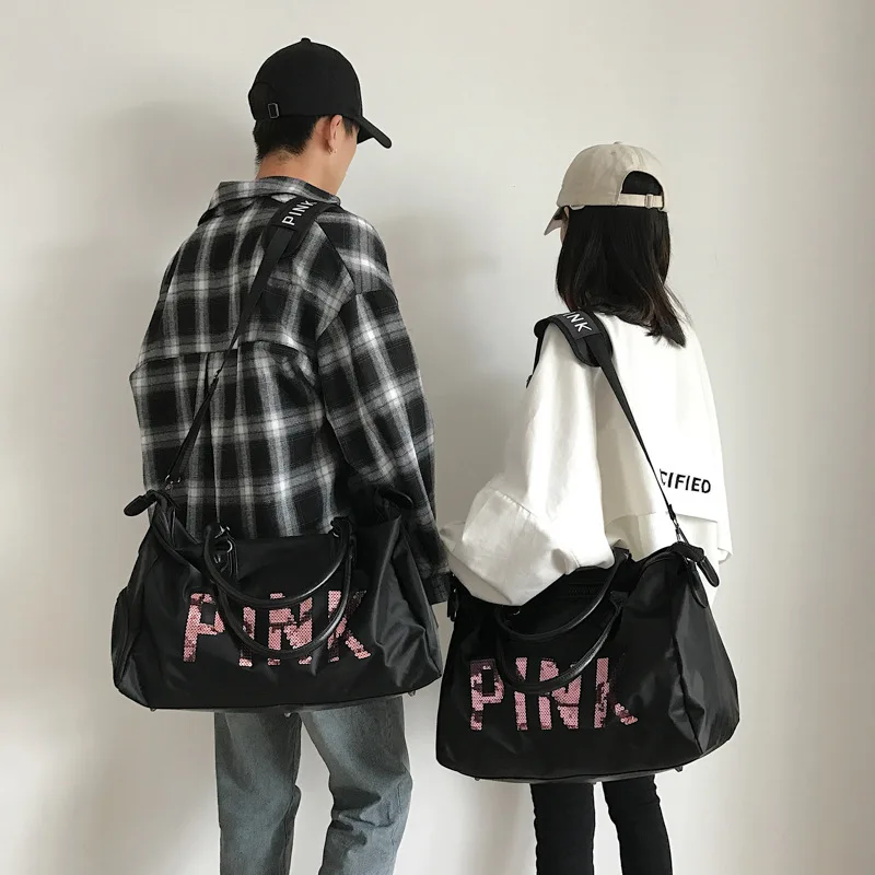 Блестящая розовая спортивная женская сумка с отделением для обуви