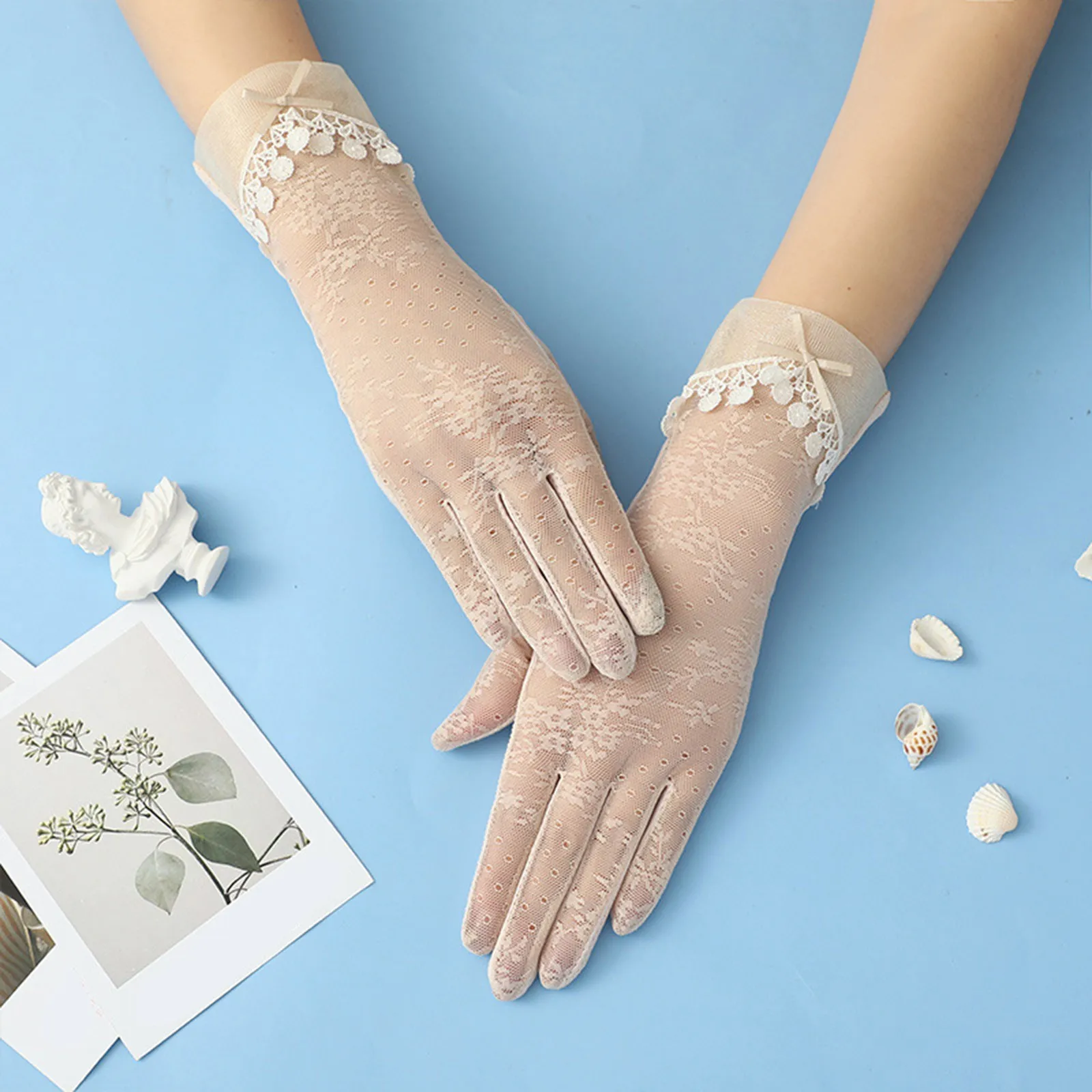 

Сексуальные летние женские УФ солнцезащитные короткие перчатки с цветами с жемчужинами тонкие шелковые кружевные перчатки для вождения с сенсорным экраном из вискозы