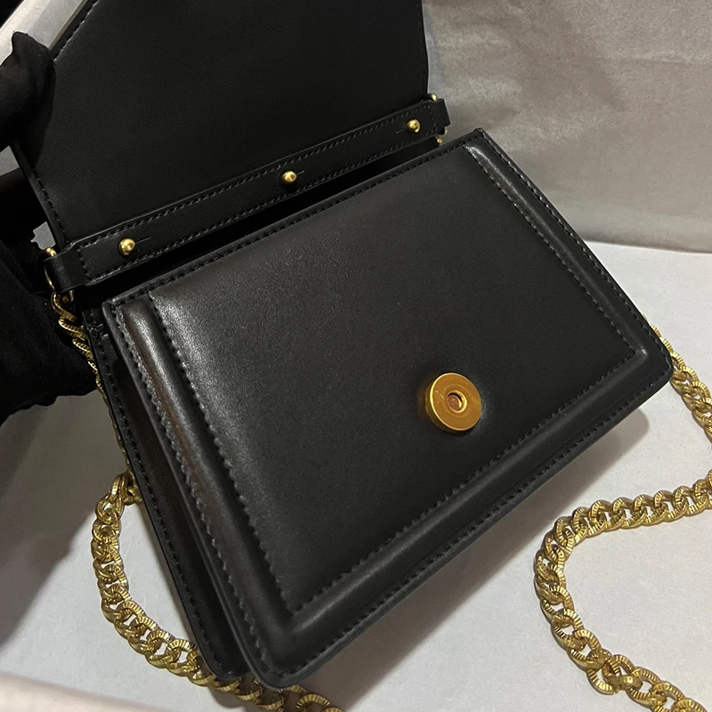 TOP Women's One Shoulder Wrap Leather Hand Chain Bag Fashion Casual Handbag Large Metal Buckle Crossbody Bag Ladies Party Wallet