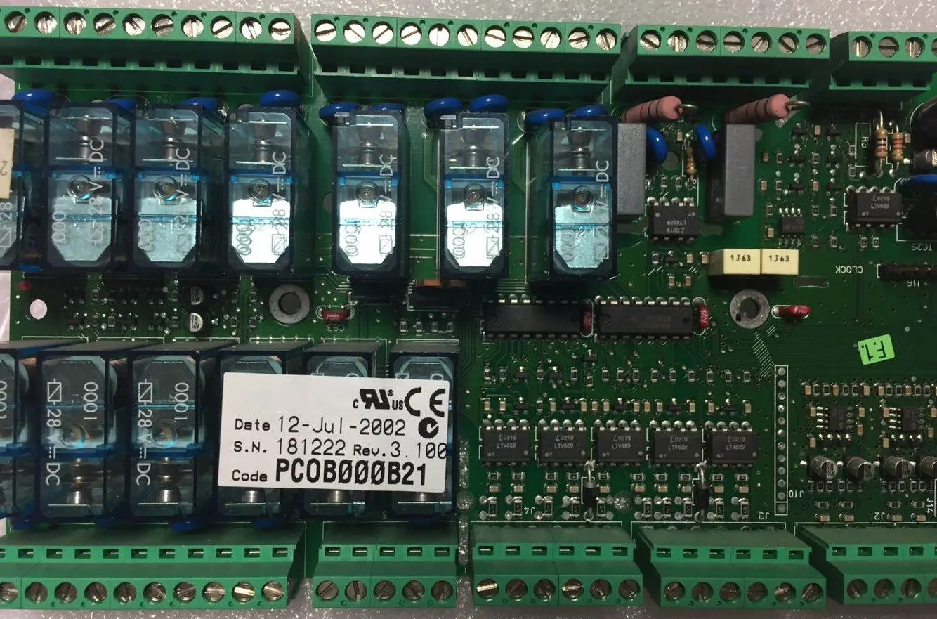 

Новый оригинальный PCOB000B21