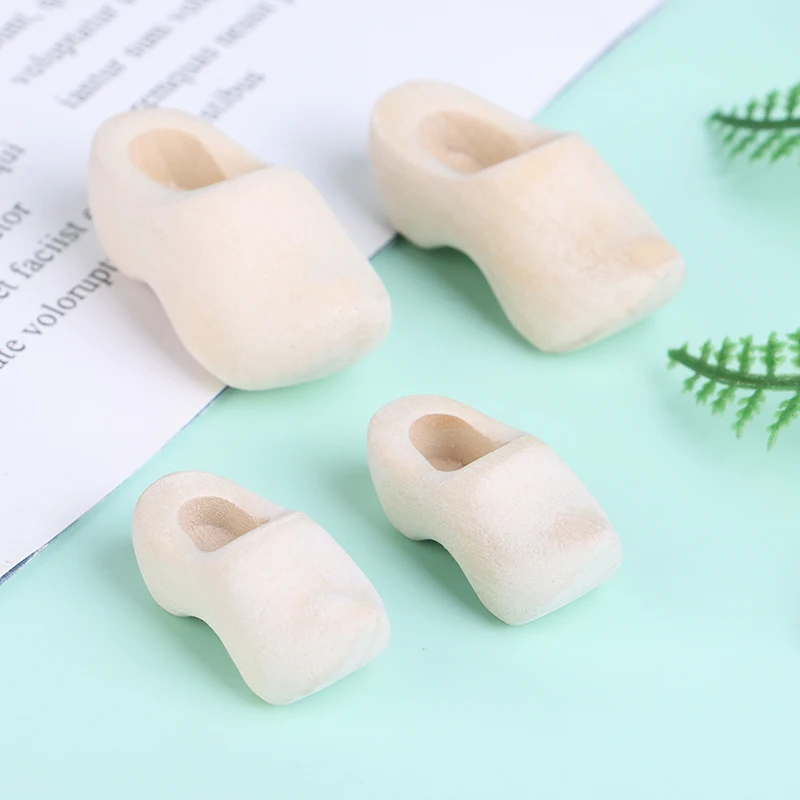 

1 пара 1/12 миниатюрная деревянная обувь для кукольного домика, имитационная модель, аксессуары для кукол, игрушки для ролевых игр