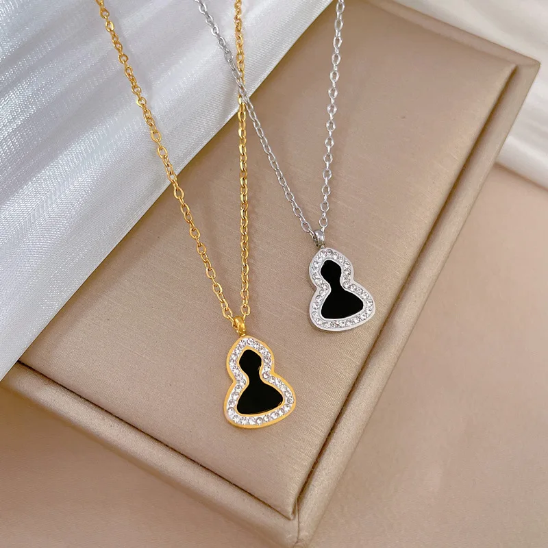 

Exquisite Fashion Gourd Pendant Necklace Luxurious Charming Women Necklace Christmas Perfect Birthday Party Gift for Girls Women