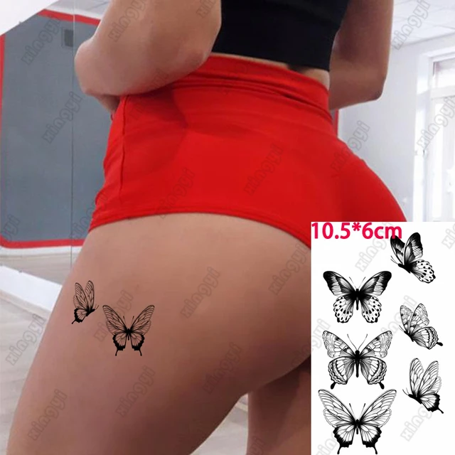 Ересектерге арналған үй тапсырмасын порно көру Массажист қызды қолымен оргазмға әкеледі.