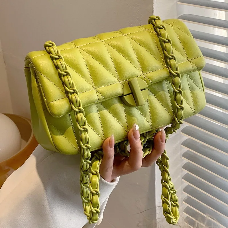 FUNMARDI New 2022 Chain Shoulder Bag Female Quilted Women Crossbody Bags Small Square Bag High Quality PU Messenger Bag WLHB3200