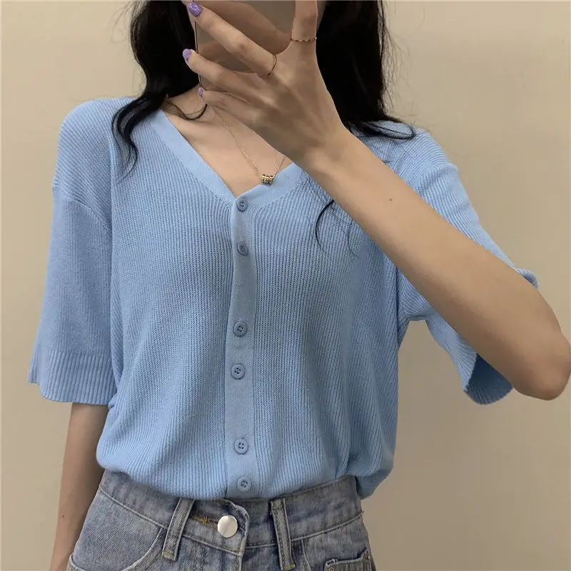 

V-neck T-shirt Women's Summer 2022 New Thin Short Sleeve White