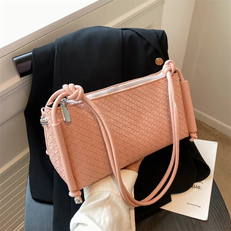 

Women Shoulder Bags Fashion Design Underarm Bag Female Summer 2022 New Trendy Handbag High-end Crossbody Bag Purse