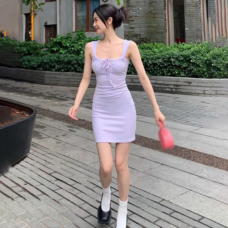 Женское платье Slim Sxey Fashion без рукавов сплошной цвет с квадратным вырезом