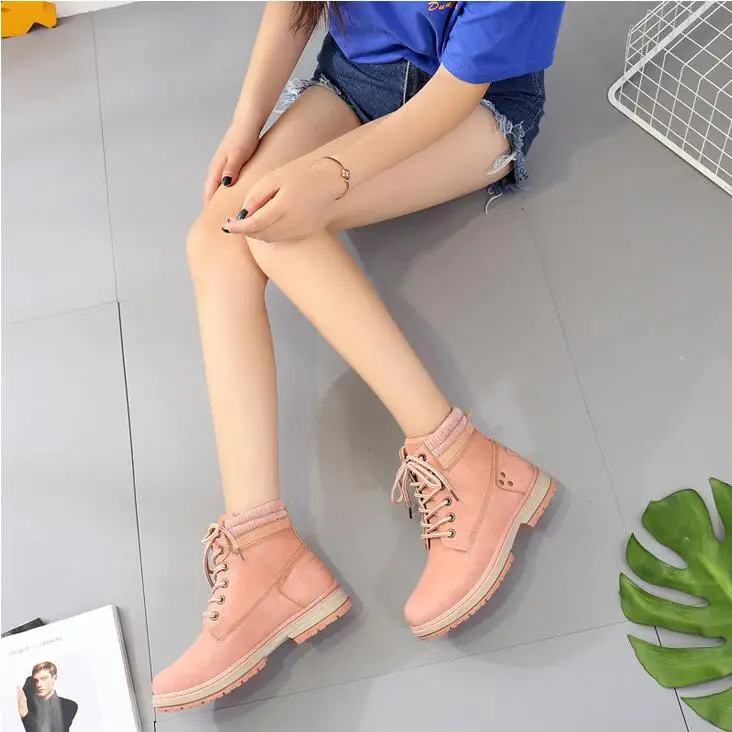 2022 fashionable winter shoes Women's warm snow boots Ankle boots Outdoor thick soled thick heels Women's boots Pink lace up boo