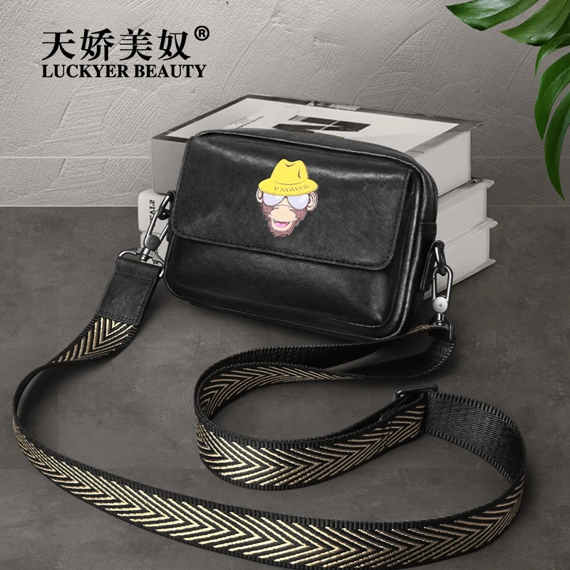 

Мужская сумка-мессенджер на одно плечо из воловьей кожи растительного дубления