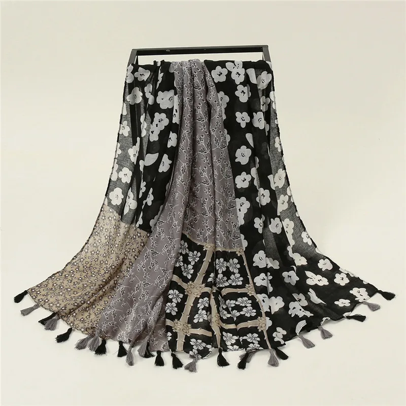 

2022 Fashion Luxury Brand Women Aztec Patchwork Tassel Cotton Shawl Spring Autumn Wrap Hijab Lady Pashmina Viscose Foulard Stole