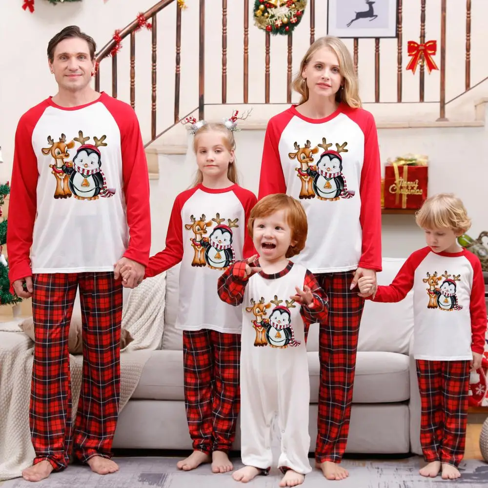 

2023 Christmas Coordinated Pajamas for Family Parents and Kids Xmas Cartoon Print Matching Night Clothes Parent-chlid Loungewear