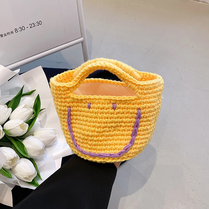 

Female Small Top-Handle Bags Handmade Woven Women Tote Bags Casual Lady Bucket Bag Summer Beach Vacation Handbags Party Clutch