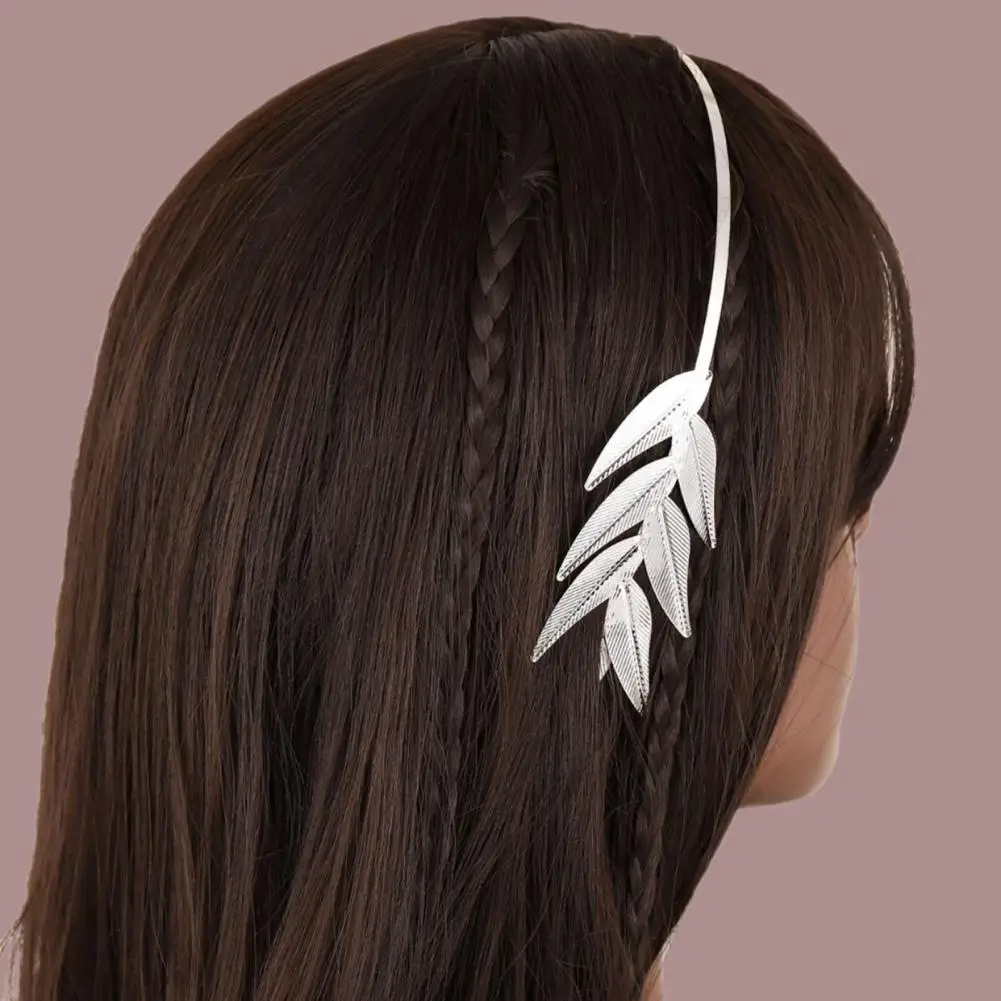 

Women Headgear Exquisite Leaf Crown Elegant Bridal Wedding Dress Accessories for Queen Tiara Headgear for Indian Women