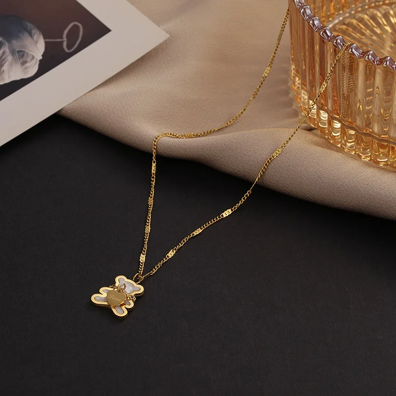 

New Korean Style Cute Shell Bear Rose Gold Clavicle Chain Popular Fritillary Love Heart Titanium Steel Necklace