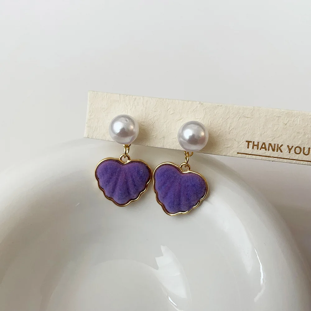 

Minar Korea Purple Color Velvet Plush Love Heart Drop Earrings for Women Imitation Pearl Shell Striped Hanging Earring Jewellery