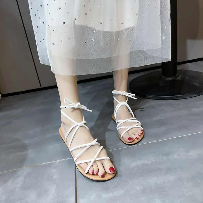 

Женские шлепанцы с ремешком на щиколотке, Летние повседневные однотонные шлепанцы на плоской подошве, новинка 2023