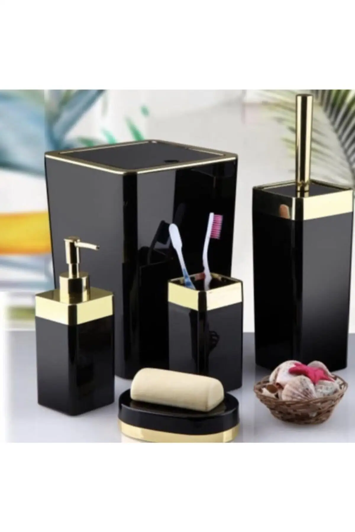 

Household Merchandises