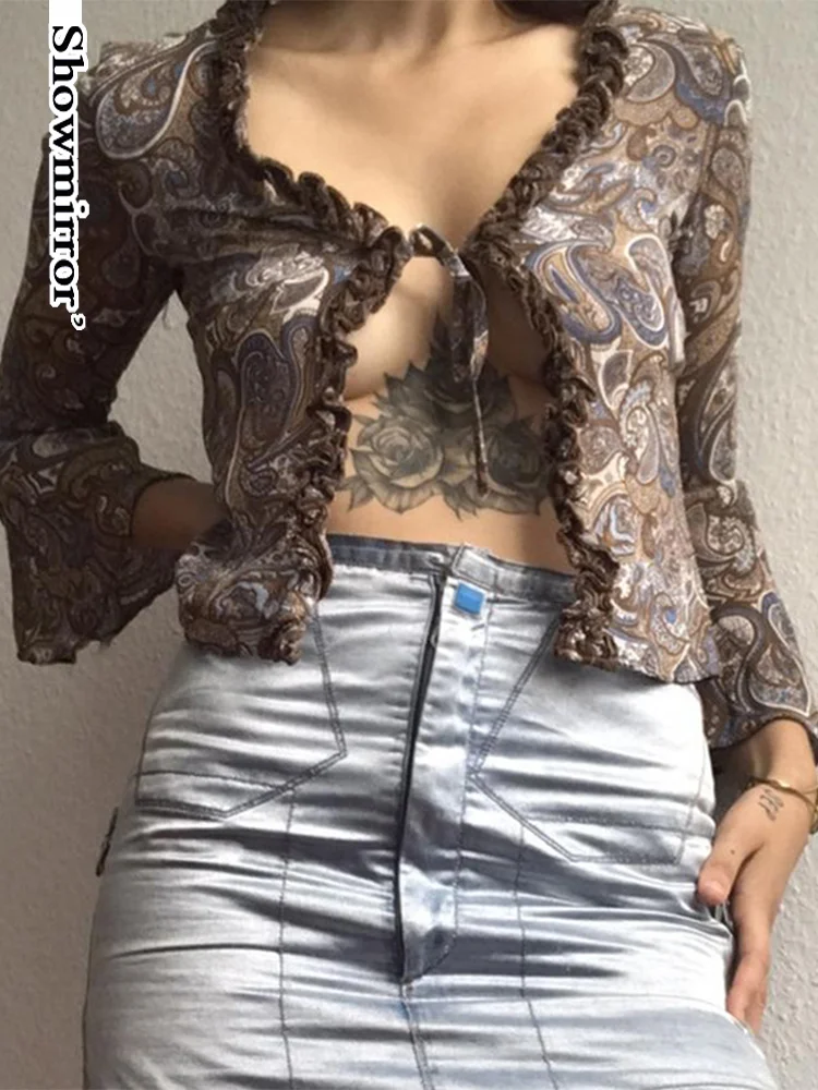 

Женский винтажный кардиган с рюшами и графическим принтом, на шнуровке