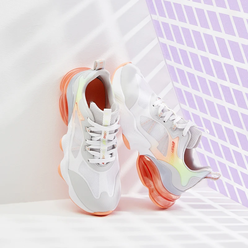 QIAODAN Running Shoes for Women 2023 New Lace Up Breathable Soft Fashion Lightweight Footwear Walking Sneakers XM26200232