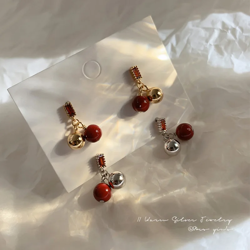 

Корейские модные красные серьги-гвоздики в виде вишни для молодых девушек, рождественские красные циркониевые красные серьги в форме вишни для женщин, ювелирные изделия, аксессуары, подарок