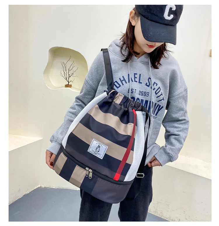 

Fitness Bag Light Waterproof Leisure Travel Bag Dry Wet Separation Swimming Leisure Backpack