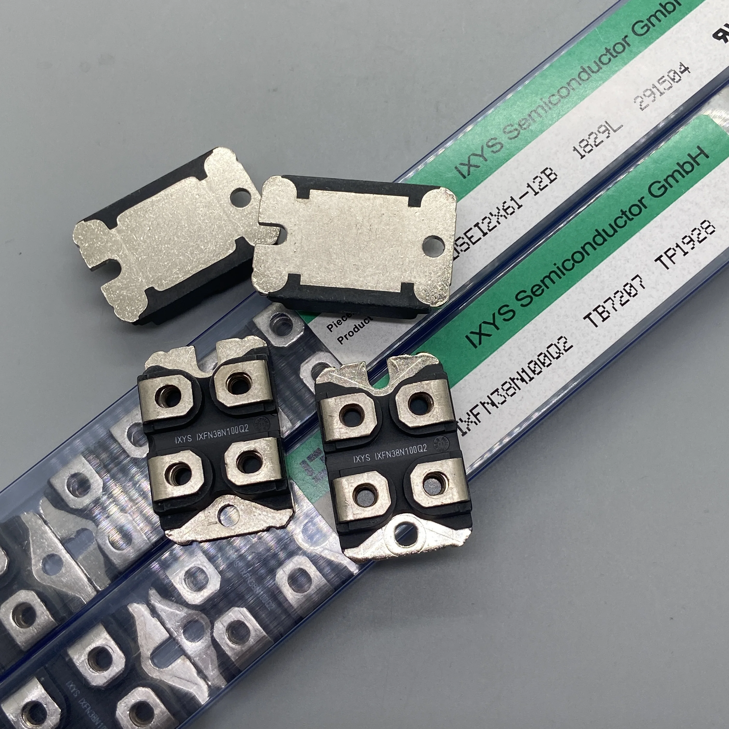 

IXFN82N120C3H1 IXFN82N60Q3 IXFN38N100P Q2 IXFN40N110P IXYN100N65C3H1 IXYN100N120C3H1 IXYN100N120B3H1 IXGN120N60A3D1 IXYN80N90C3H