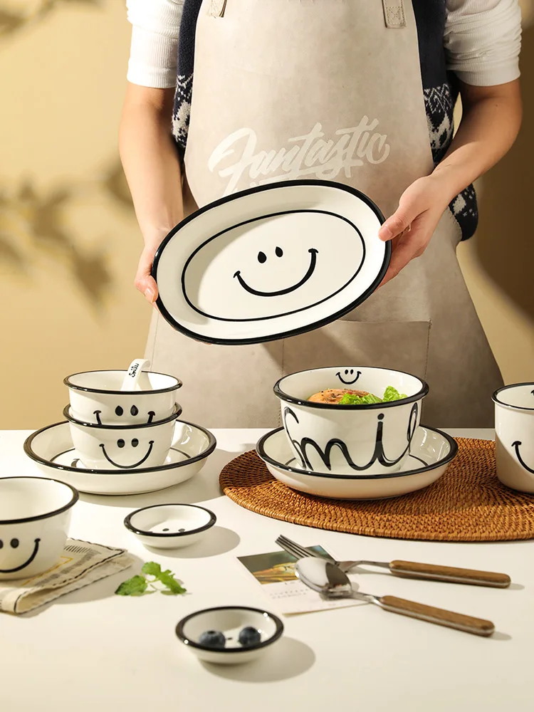 Посуда со смайликом Ins Wind простой набор тарелок для пожилых людей семейное блюдо