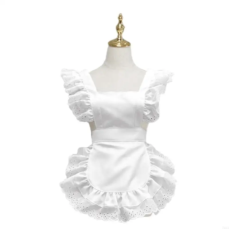 

Фартук для хозяйки с рюшами