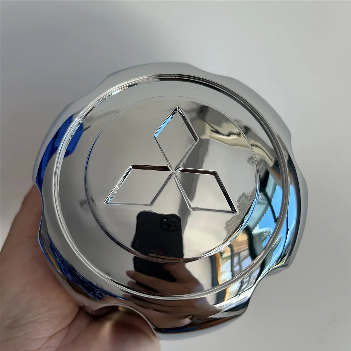 

Крышка центрального колеса 134 мм для Mitsubishi L200 L400 Delica Space Gear Nativa Pajero Montero Challenger leopaard MR150558