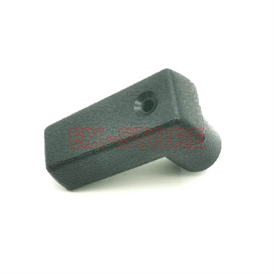 

203-43-41340, Ручка дорожного рычага Komatsu PC10-6,PC100-3,PC100-5,PC55UU,PC20,PC30,PC40,PC45,PC35,PC50,PC60,PC40MR