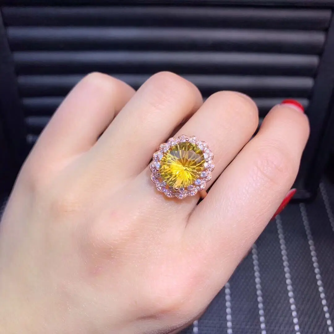 

Explosions live with yellow crystal goose egg-shaped micro-inlaid zircon split ring plated with pt950 platinum female ring