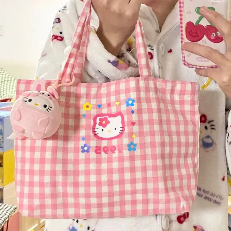 

Cute Hello Kitty Handbag Fashion One Shoulder Canvas Bag Artistic Girl Sanrio Large Capacity Bento Bag 2023 New Student Tote Bag