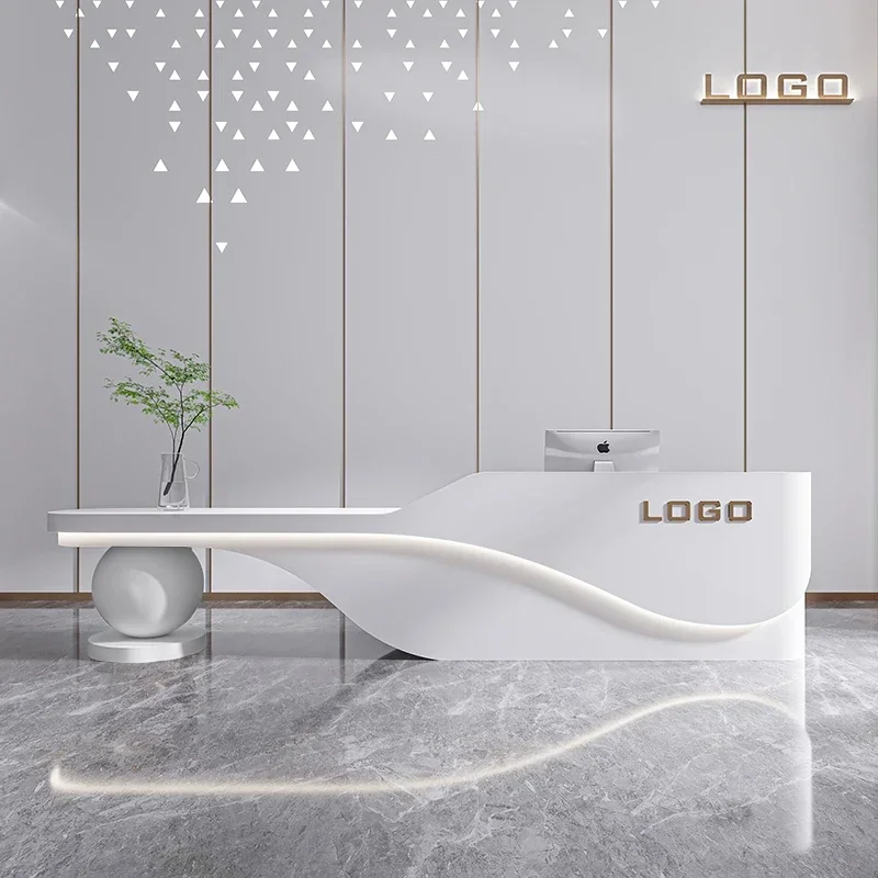 Стойка для приема фотографий магазинов