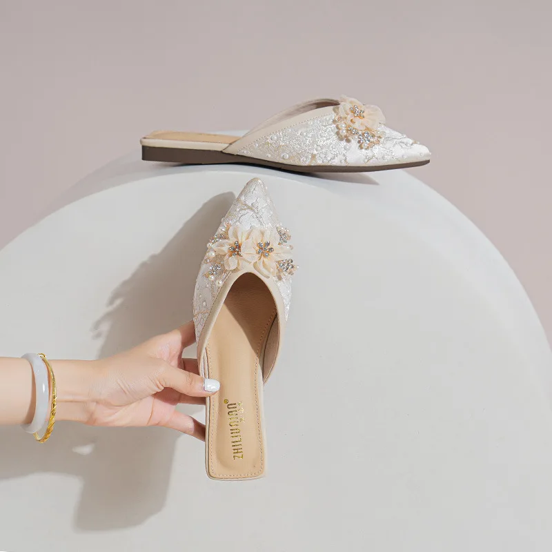 Низкие каблуки блестящая Искусственная резина шелковая ткань низкие Резина