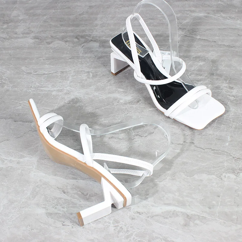 Women's Shoes 2023 Summer New Black Patent Leather Thin Strap Open Toe Strap High Heels Hollow Fashion Casual Women's Sandals